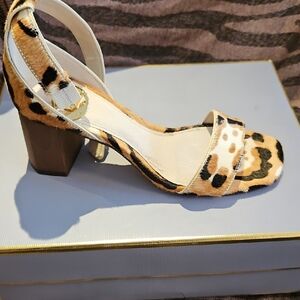 Louise et Cie White and Brown Heels with Chunky Heel and Slingback Design